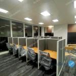 Meja Kerja Staf Partisi Kantor Kubikal 10 Staf Tinggi 135 cm-1 Warna