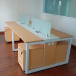 Meja partisi kantor workstation staf 2 4 6 seater sekat kaca QBIC - mobile drawer
