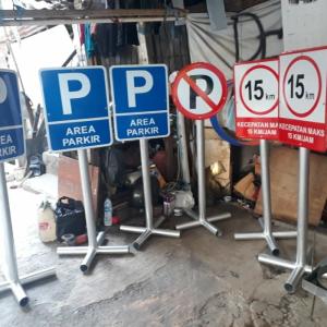 Rambu tanda Parkir. jual Rambu lalu lintas murah. Custom rambu lalu